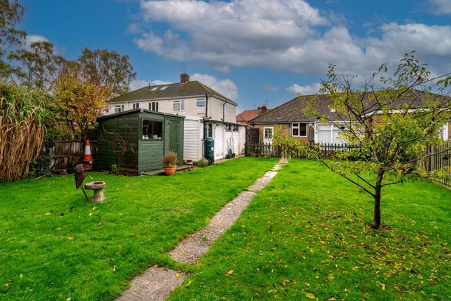 Adeyfield Gardens, Hemel Hempstead, HP2 2 bed detached bungalow for sale