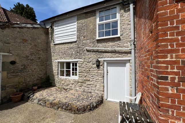 Manor Road, Mere 2 bed cottage for sale