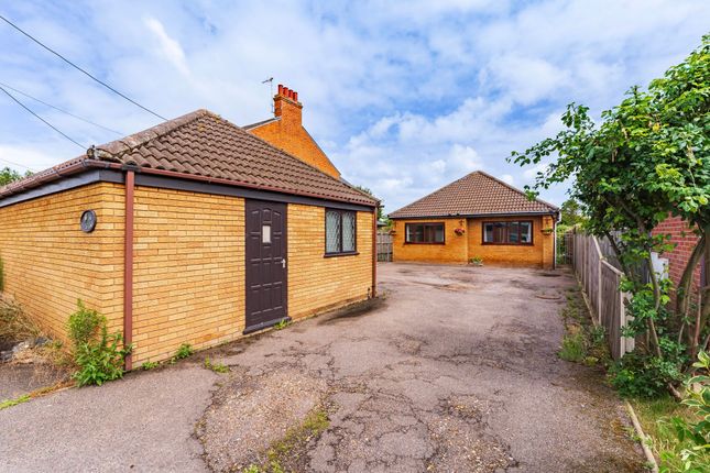 Field Lane, Kessingland 3 bed detached bungalow for sale