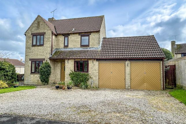 Hill Hayes Lane, Hullavington 3 bed detached house for sale