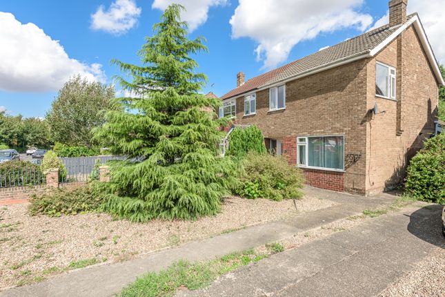 3 bed semi-detached house