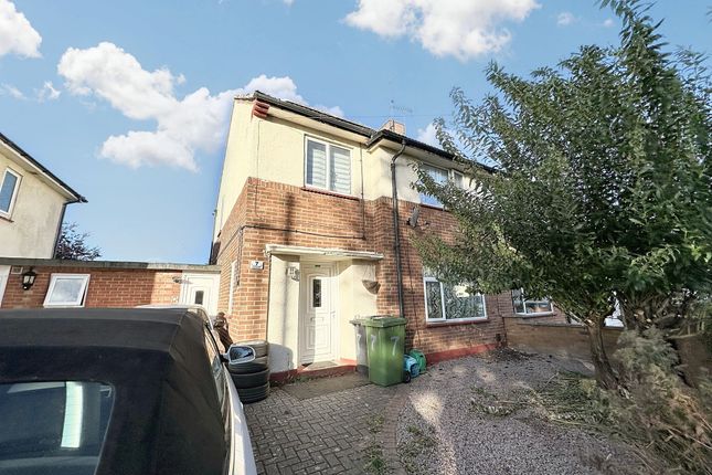 Chestnut Avenue, Peterborough, PE1 3 bed semi