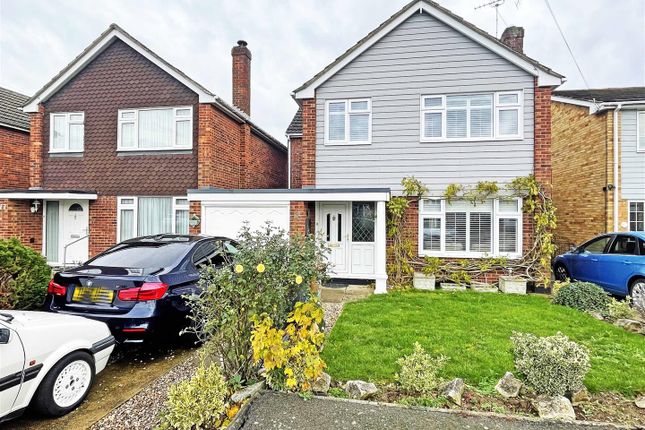 Longshots Close, Broomfield, Chelmsford 3 bed detached house for sale