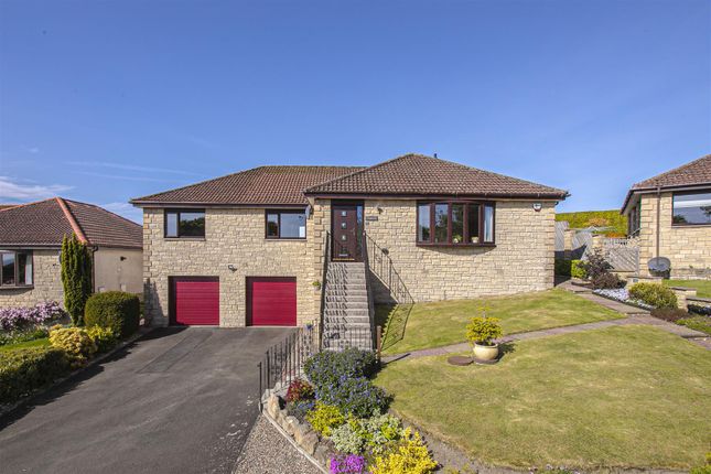 32 Bellhouse Road, Aberdour, KY3 0TL 4 bed detached bungalow for sale