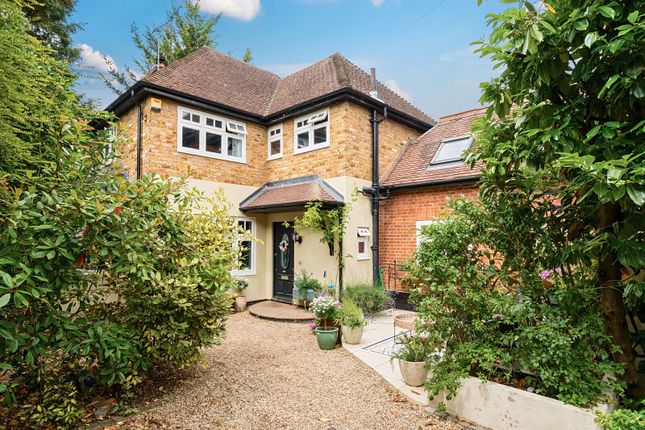 Devonshire Road, Weybridge, KT13 4 bed house for sale