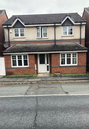 6 bed detached house