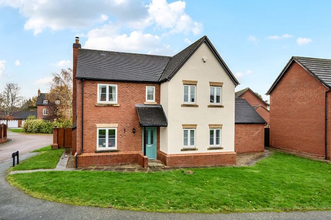 Bryn Glas, Oswestry, Shropshire, SY11 4 bed detached house for sale