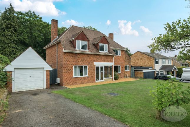 Copse Avenue, Farnham, Surrey, GU9 4 bed detached house for sale