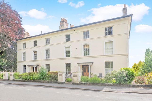 GRAHAM ROAD, GREAT MALVERN 3 bed apartment for sale