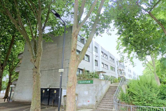 4 bed flat