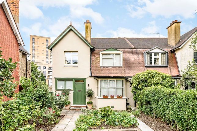 Heathfield Road, London W3 4 bed house for sale