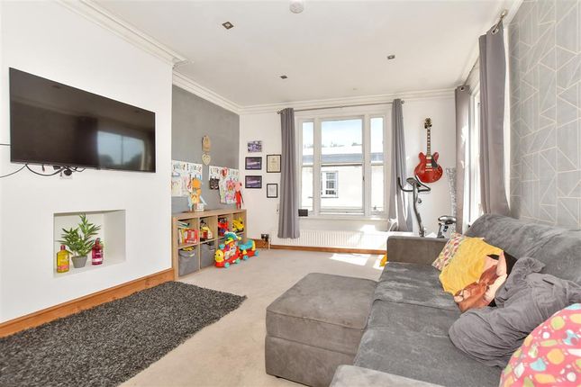2 bed maisonette