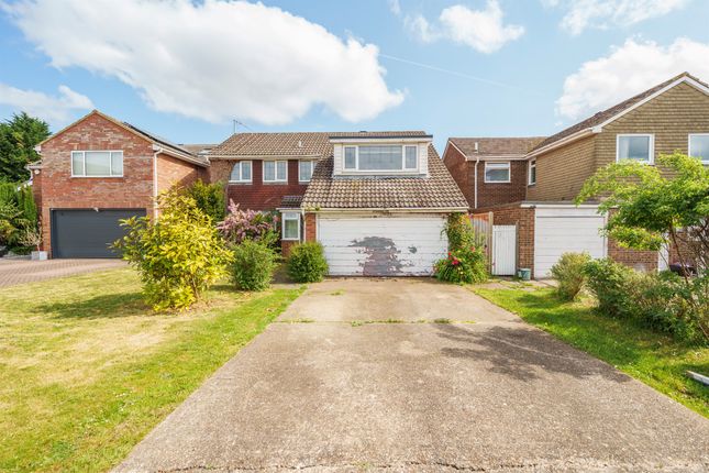 4 bed detached house