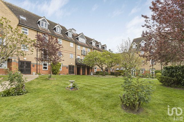 2 bed flat