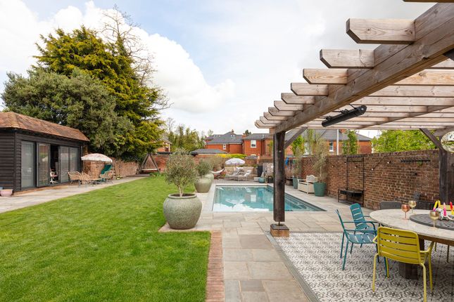 Swan Street, West Malling, ME19 5 bed semi