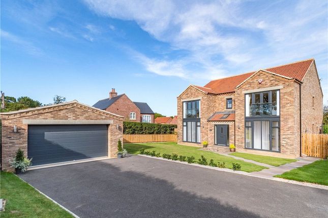 Palace Road, Ripon, North Yorkshire, HG4 4 bed detached house for sale