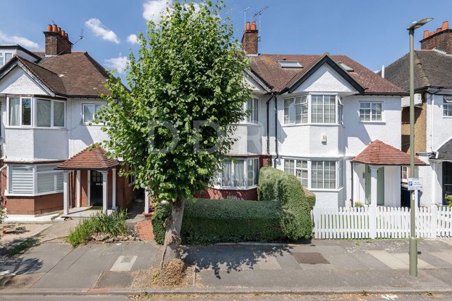 St. Georges Road, London, NW11 3 bed terraced house for sale