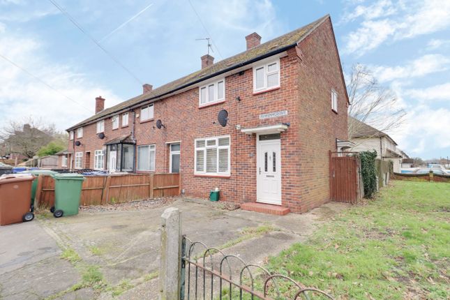 Alwen Grove, South Ockendon RM15 2 bed end of terrace house for sale