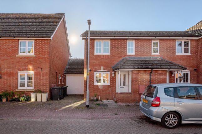 White Horse Way, Devizes 2 bed end of terrace house for sale