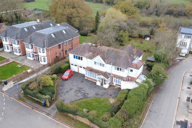 Red Road, Borehamwood 6 bed detached house for sale