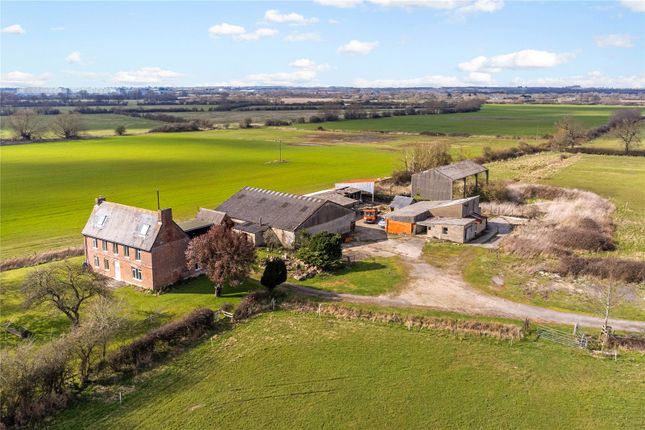 Detached house for sale