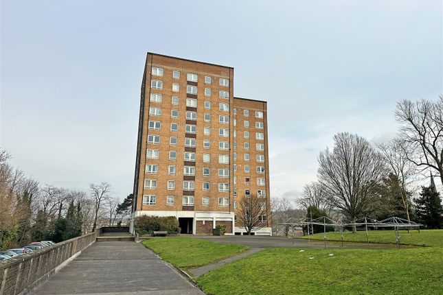 Dome Way, Redhill 1 bed flat for sale