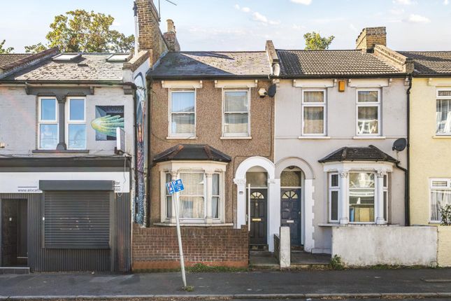 Parish Lane, London 3 bed end of terrace house for sale