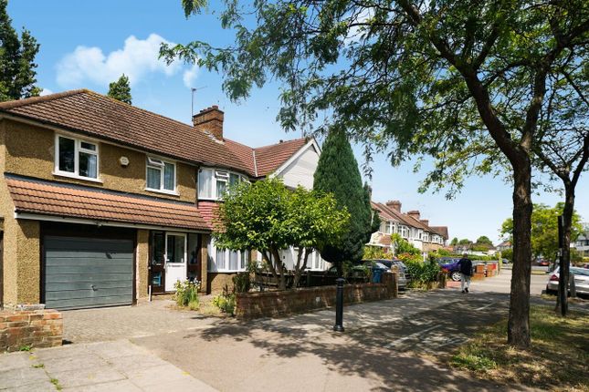 Roxeth Green Avenue, Harrow HA2 4 bed end of terrace house for sale