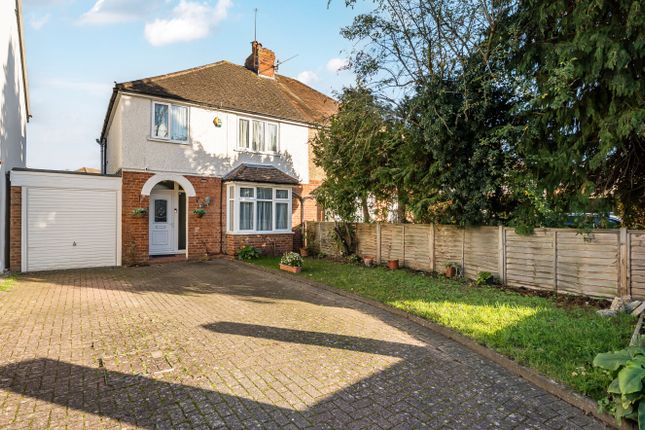 Pond Head Lane, Earley, Reading 3 bed semi