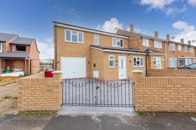 Garrard Road, Slough SL2 3 bed end of terrace house for sale
