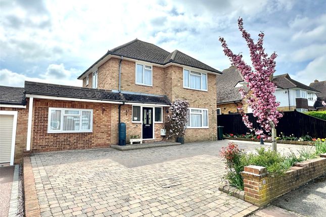 4 bed detached house