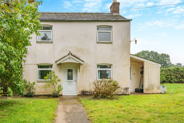 Upper Common, Aylburton Lydney 3 bed detached house for sale