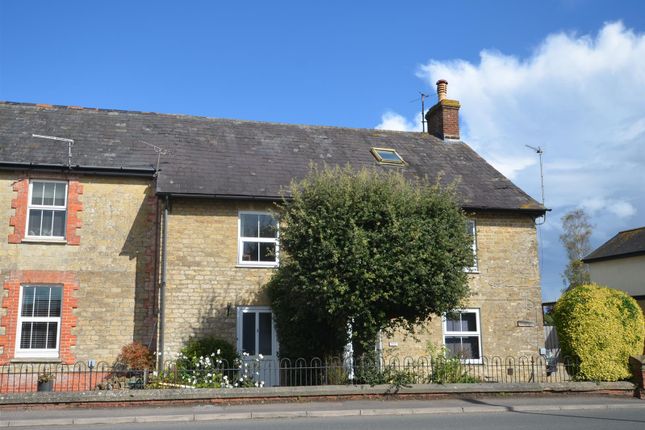 Peacemarsh, Gillingham 4 bed flat for sale