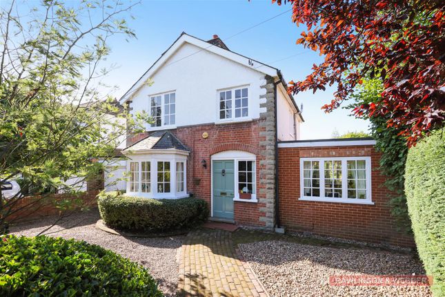 Vine Road, East Molesey KT8 3 bed detached house for sale