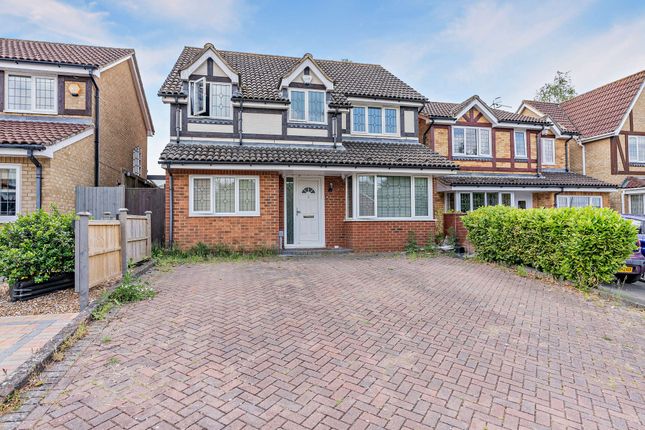 The Brackens, Basingstoke RG22 7 bed detached house for sale