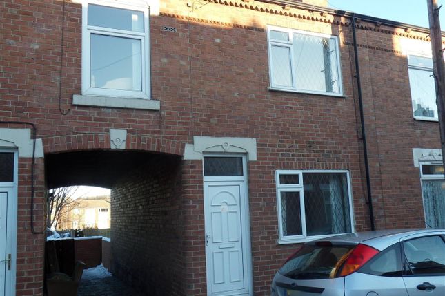 Smawthorne Avenue, Castleford 3 bed terraced house for sale