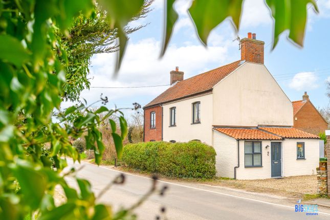Church Road, Aylmerton, Norwich, NR11 3 bed semi