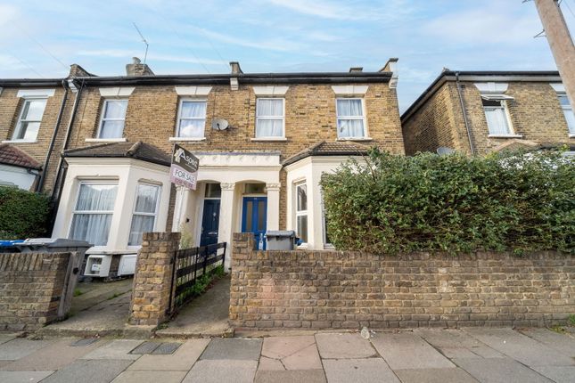 Nightingale Road, NW10 1 bed ground floor flat for sale