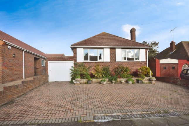 Bradstow Way, Broadstairs 3 bed detached bungalow for sale