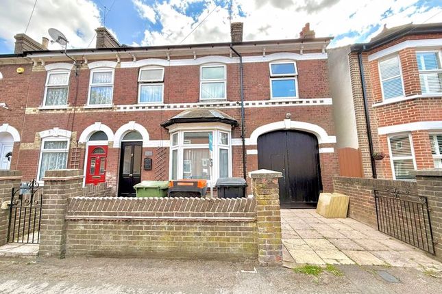 4 bedroom end of terrace house for sale