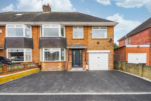 Rocher Avenue, Sheffield S35 4 bed semi