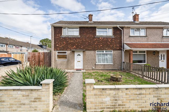 Charlbury Close, Moredon, Swindon, SN25 3 bed semi