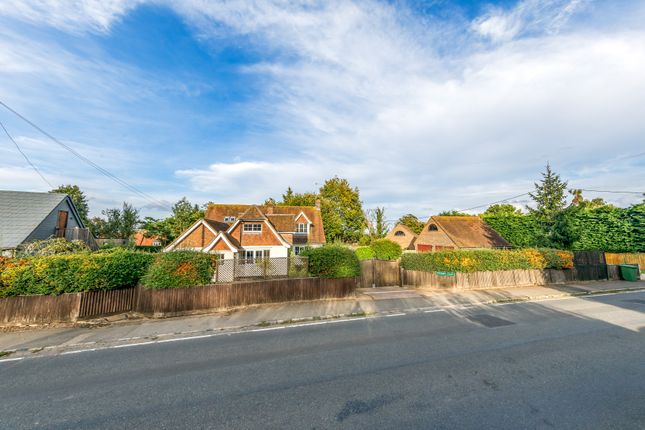 Chinnor Road, Bledlow Ridge, HP14 3 bed detached house for sale