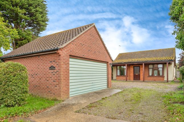 4 bedroom detached bungalow for sale