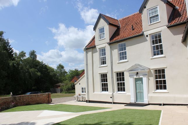 Old Becclesgate, Dereham, NR19 4 bed semi