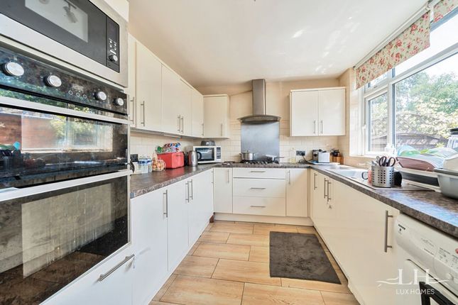 Mendip Road, Hornchurch 4 bed terraced house for sale