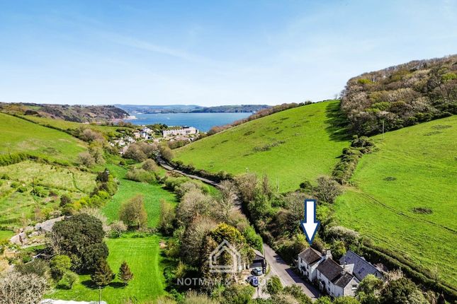 Cawsand, Torpoint PL10 2 bed cottage for sale