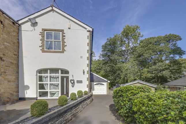 Holme Lane, Townsend Fold, Rossendale 4 bed semi