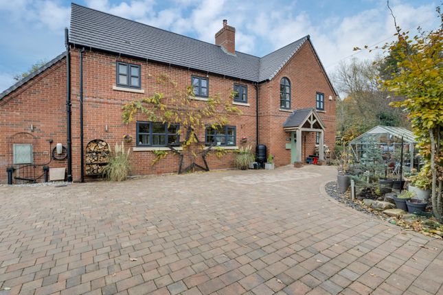 London Road, Holmes Chapel, Crewe... 4 bed detached house for sale