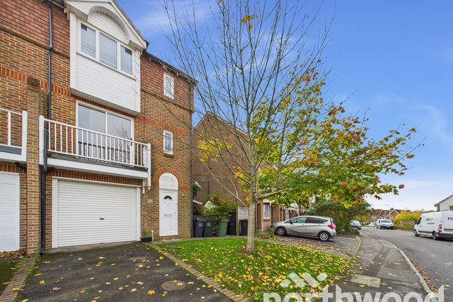 Bradbridge Green, Singleton, Ashford... 3 bed townhouse for sale